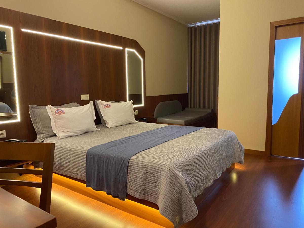 Motel Paraiso Do Braseiro Вила-Нова-ди-Гая Экстерьер фото