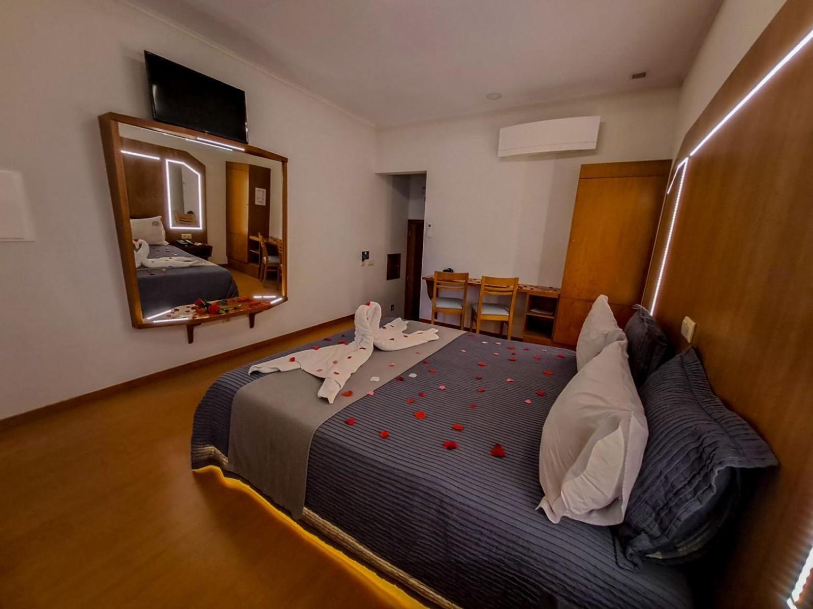 Motel Paraiso Do Braseiro Вила-Нова-ди-Гая Экстерьер фото